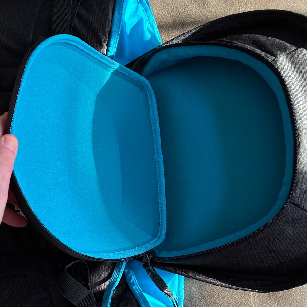 Thule RoundTrip Boot Backpack 60L - image 10